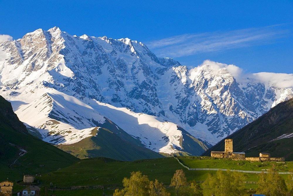 Caucasus Guesthouse Ushguli Buitenkant foto