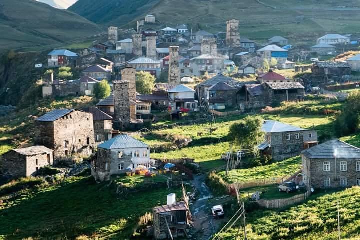 Caucasus Guesthouse Ushguli Buitenkant foto